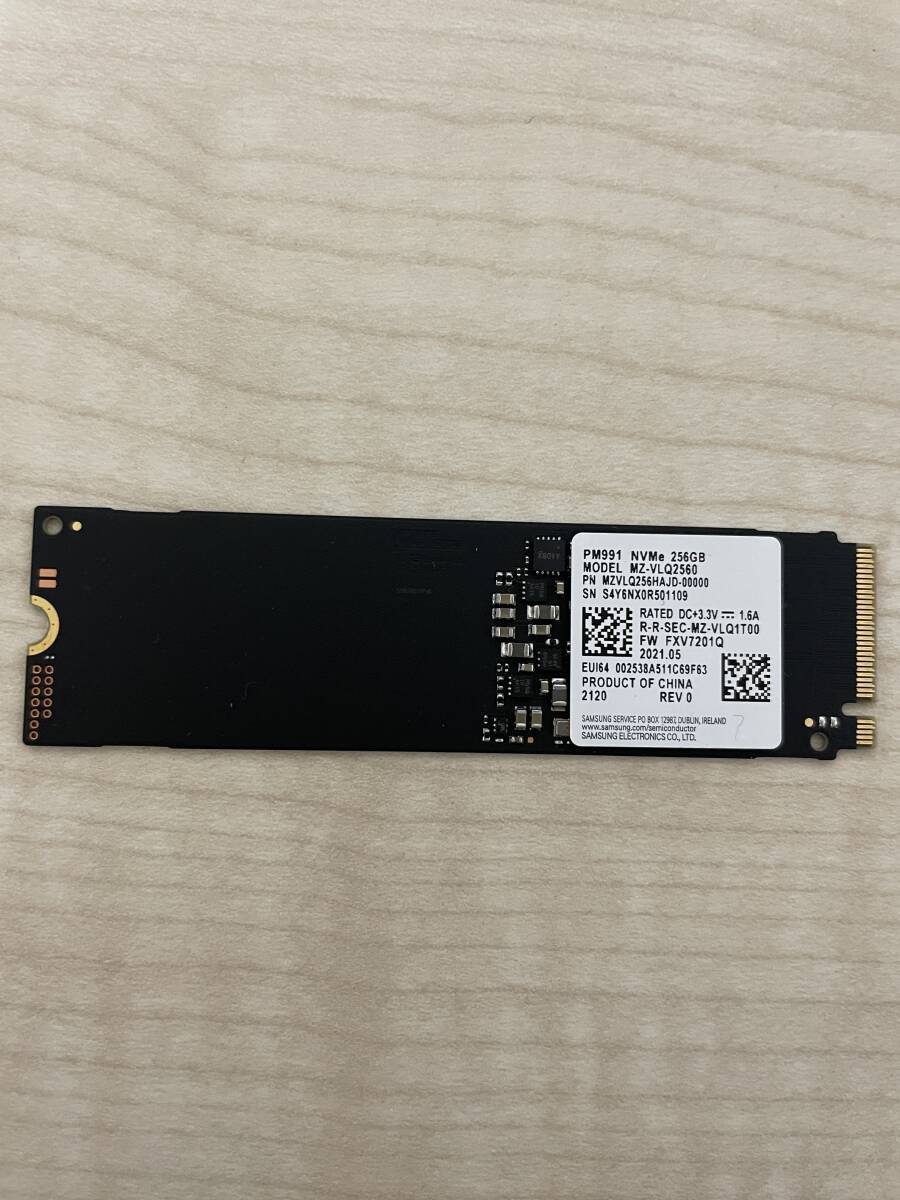 使用時間短い SAMSUNG PM991 MZ-VLQ2560 NVMe SSD 256GB PCIe Gen3x4 m.2 Type2280の画像1