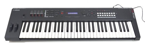 ★美品！YAMAHA ヤマハ MX61 シンセサイザー キーボード 61鍵★_画像2