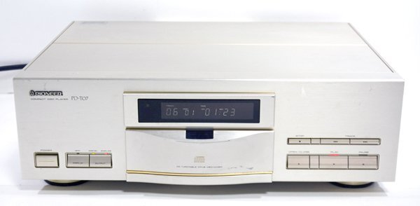 *Pioneer Pioneer PD-T07 CD player *