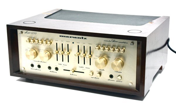 ★Marantz マランツ Model 1250 プリメインアンプ★の画像1