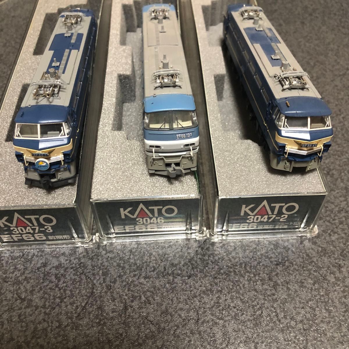 KATO EF66形100番台 127号機 3046 後期形 43号機 3047-2 前期形 2号機 3047-3 3両セット