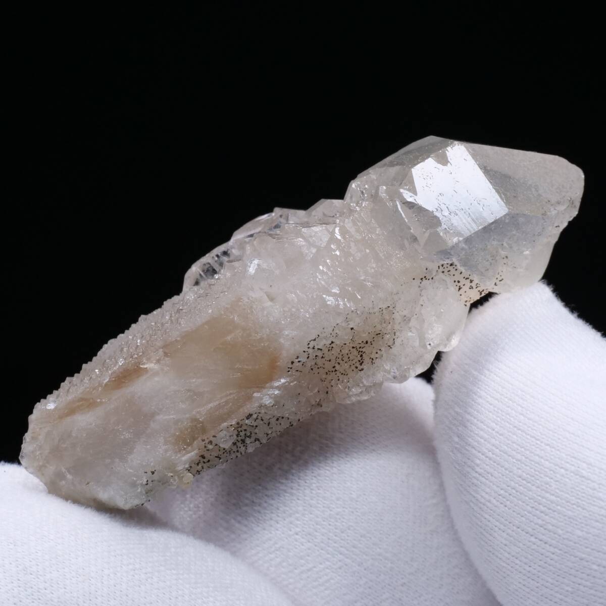 【鉱物 標本 水晶 結晶 原石】中国 内モンゴル クォーツ ポイントの画像4