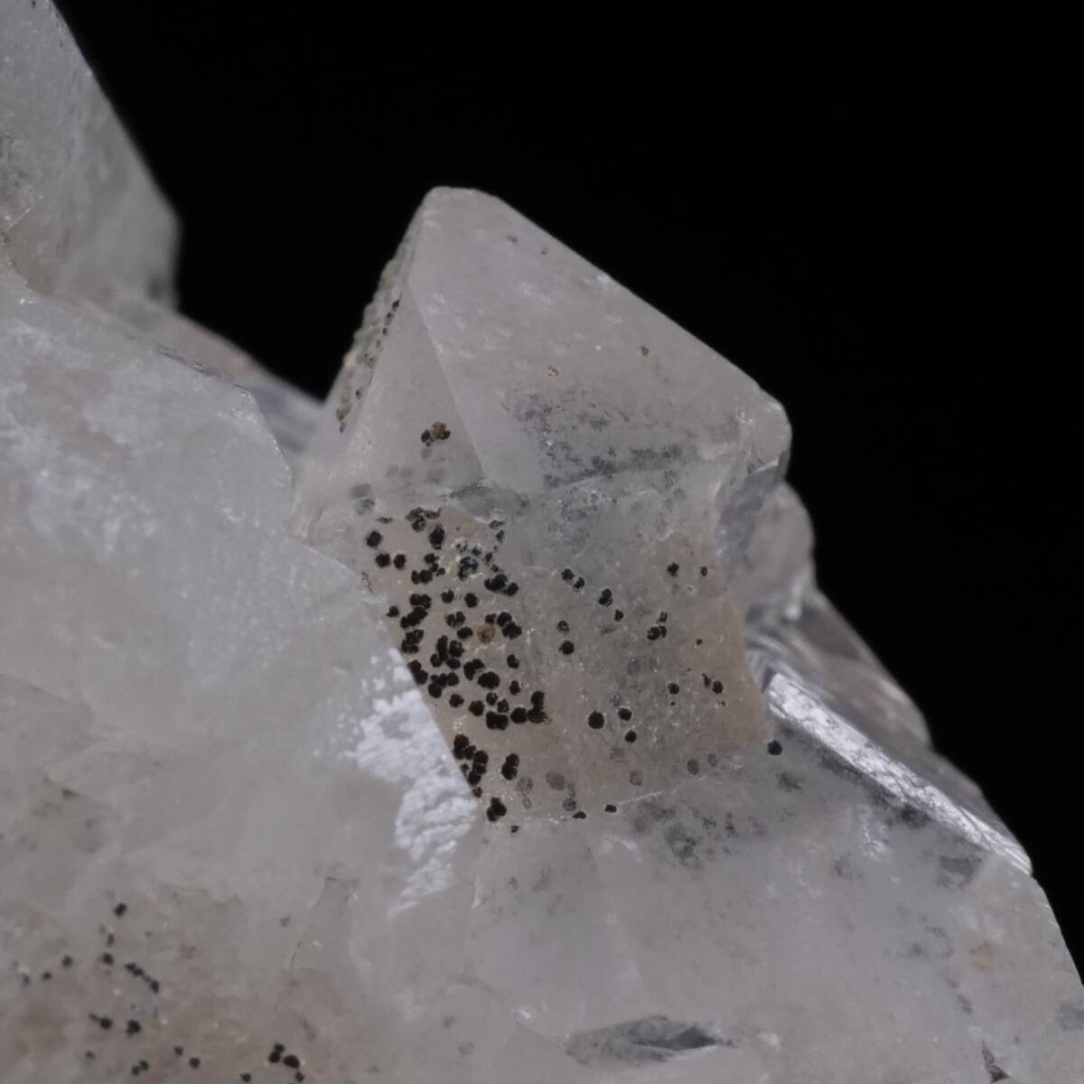 【鉱物 標本 水晶 結晶 原石】中国 内モンゴル クォーツ ポイントの画像10
