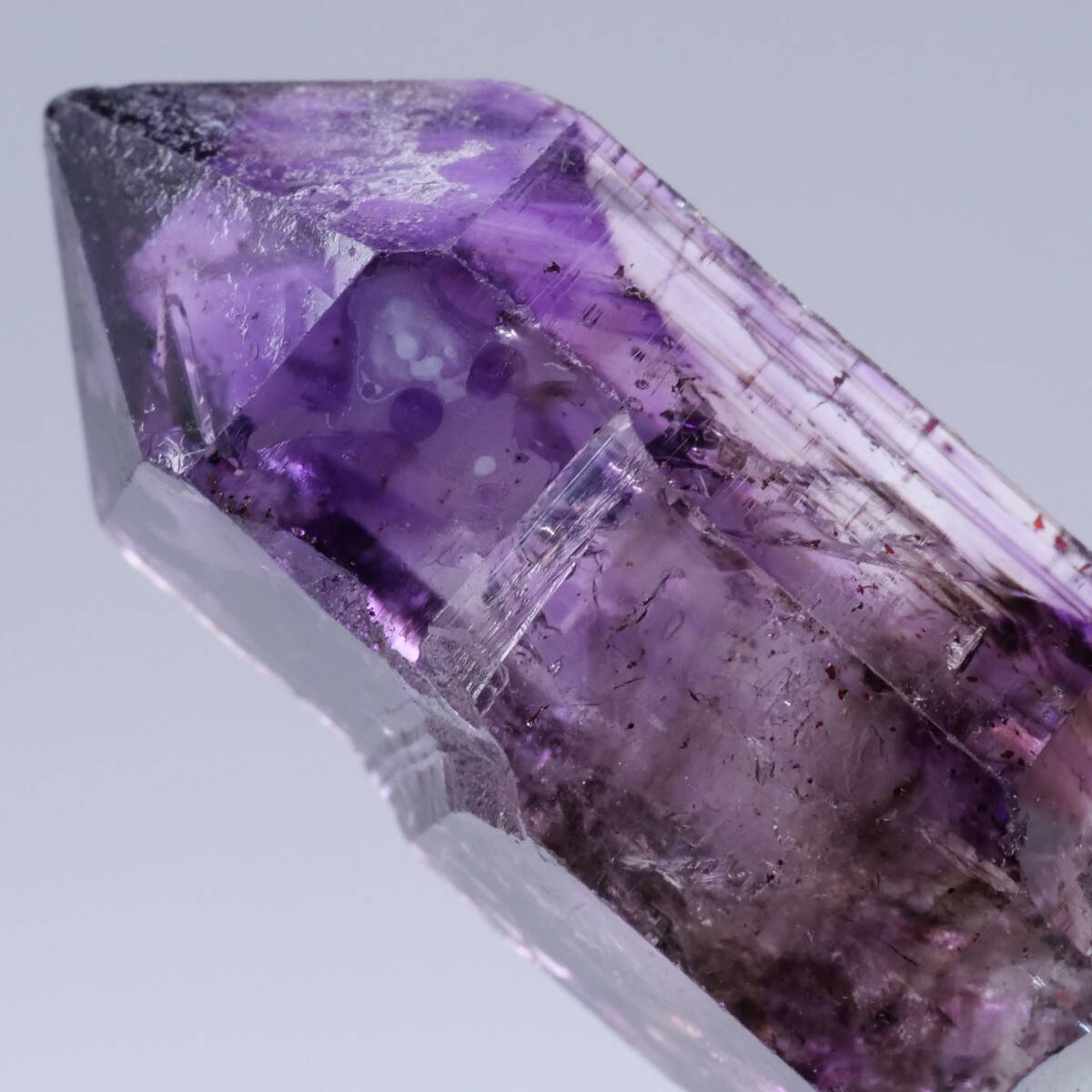 【鉱物 標本 紫水晶 結晶 原石】ジンバブエ アメジスト ポイント 気泡入りの画像9