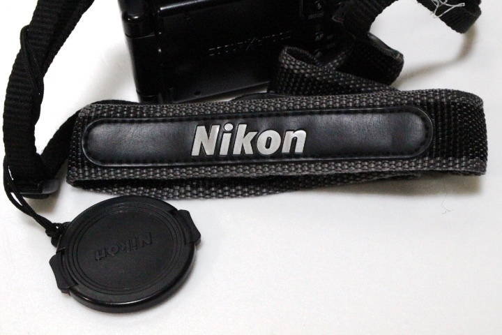 Nikon COOLPIX5000 コンパクトカメラ /動作未確認 ジャンク品_画像10