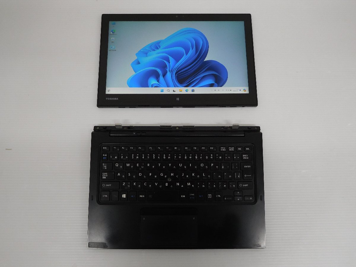 Windows11設定済みタブレットPC■東芝 TOSHIBA■dynabook R82/B■Core m3-6Y30 4GB(メモリ) 128GB(内蔵ストレージ) 12.5型■Office■②