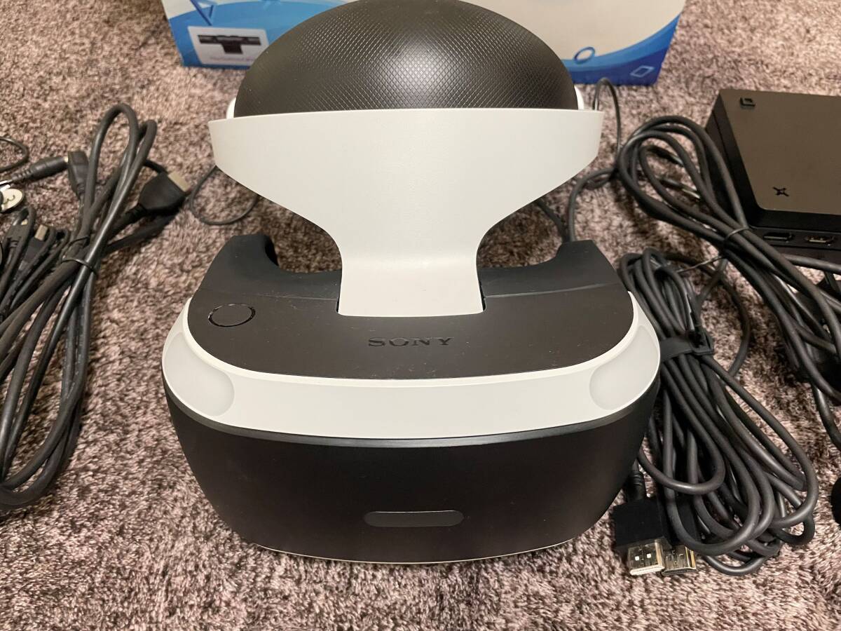 プレイステーションVR カメラ同梱版 CUHJ-16003 とゲームソフト ASTRO BOT のセット 中古品_画像2