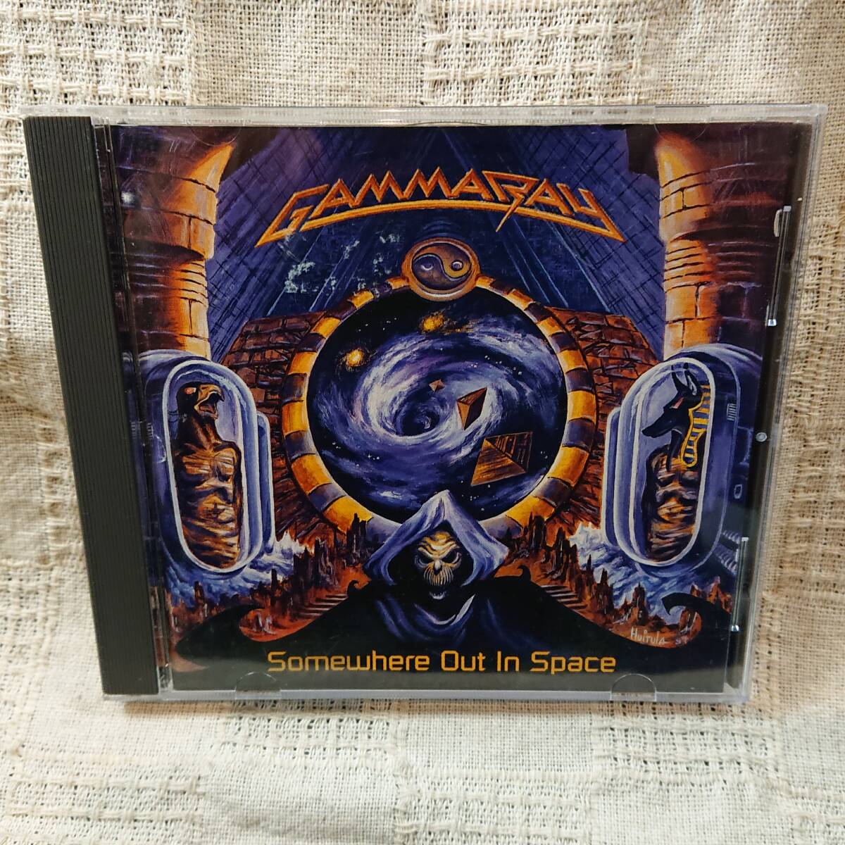 Gamma Ray SOMEWHERE OUT IN SPACE ガンマ・レイ 美品　CD 　送料定形外郵便250円発送 [Af]_画像1