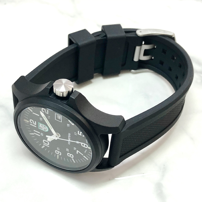 ルミノックス 腕時計 メンズ LUMINOX グリーンロゴ X2.2401 時計 Patagonia Carbonox ブラック 44mm 日本未発売モデル レア_画像4