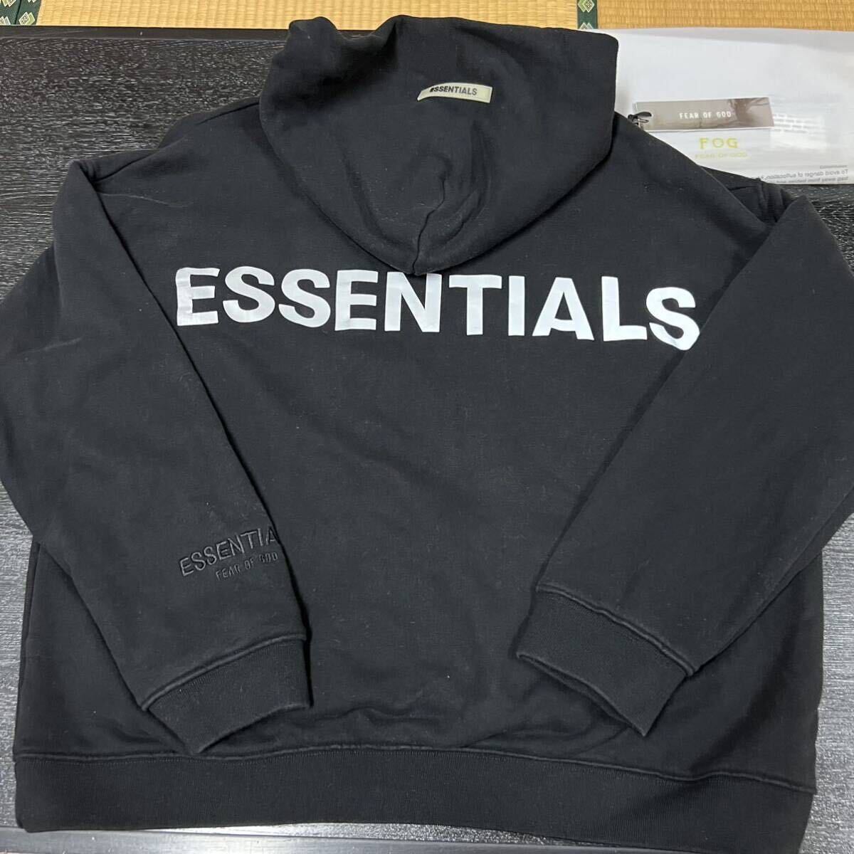 FOG ESSENTIALS【エッセンシャルズ】 FEAR OF GOD フィアオブゴッド Mサイズ パーカー フーディーの画像1