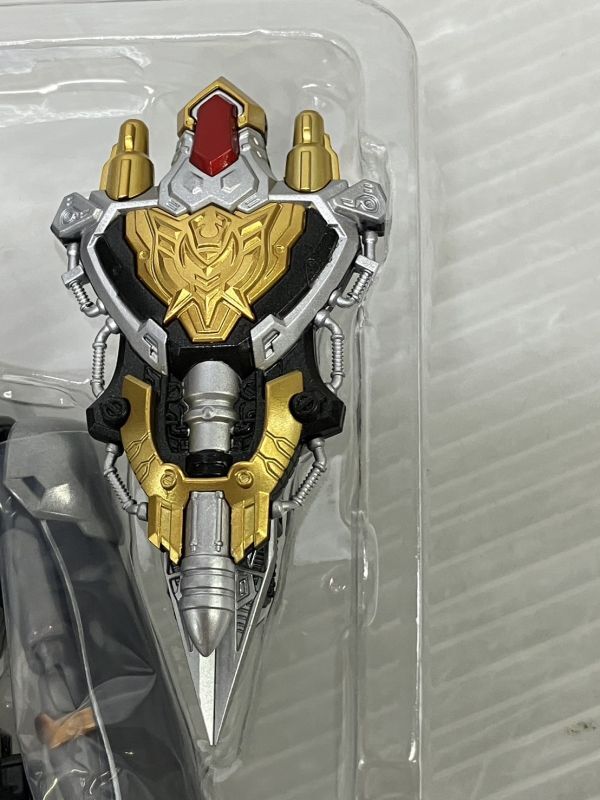 HS098-240406-062【中古】BANDAI フィギュアーツ オオクワガタオージャー 王様戦隊 キングオージャー S.H.Figuarts 魂ウェブ商店限定_画像6