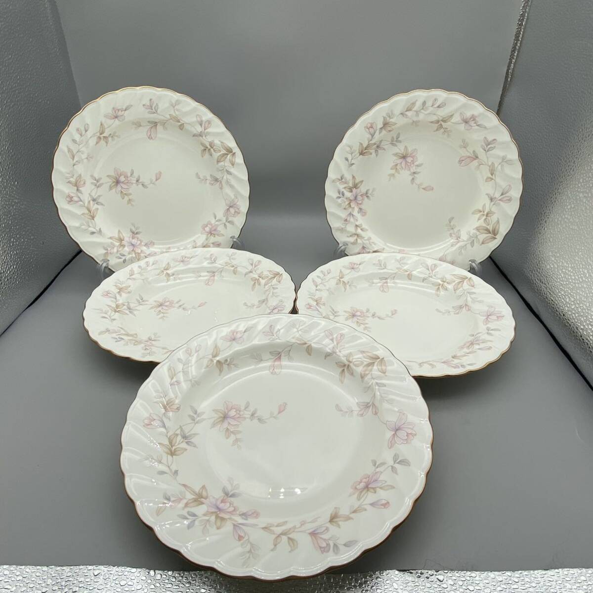 激レア【送料無料】Noritake/セリナ/SELINA/正規品/新品未使用/スープ皿(大)5枚セット/プレート/皿/51198/9957/(706)_画像2