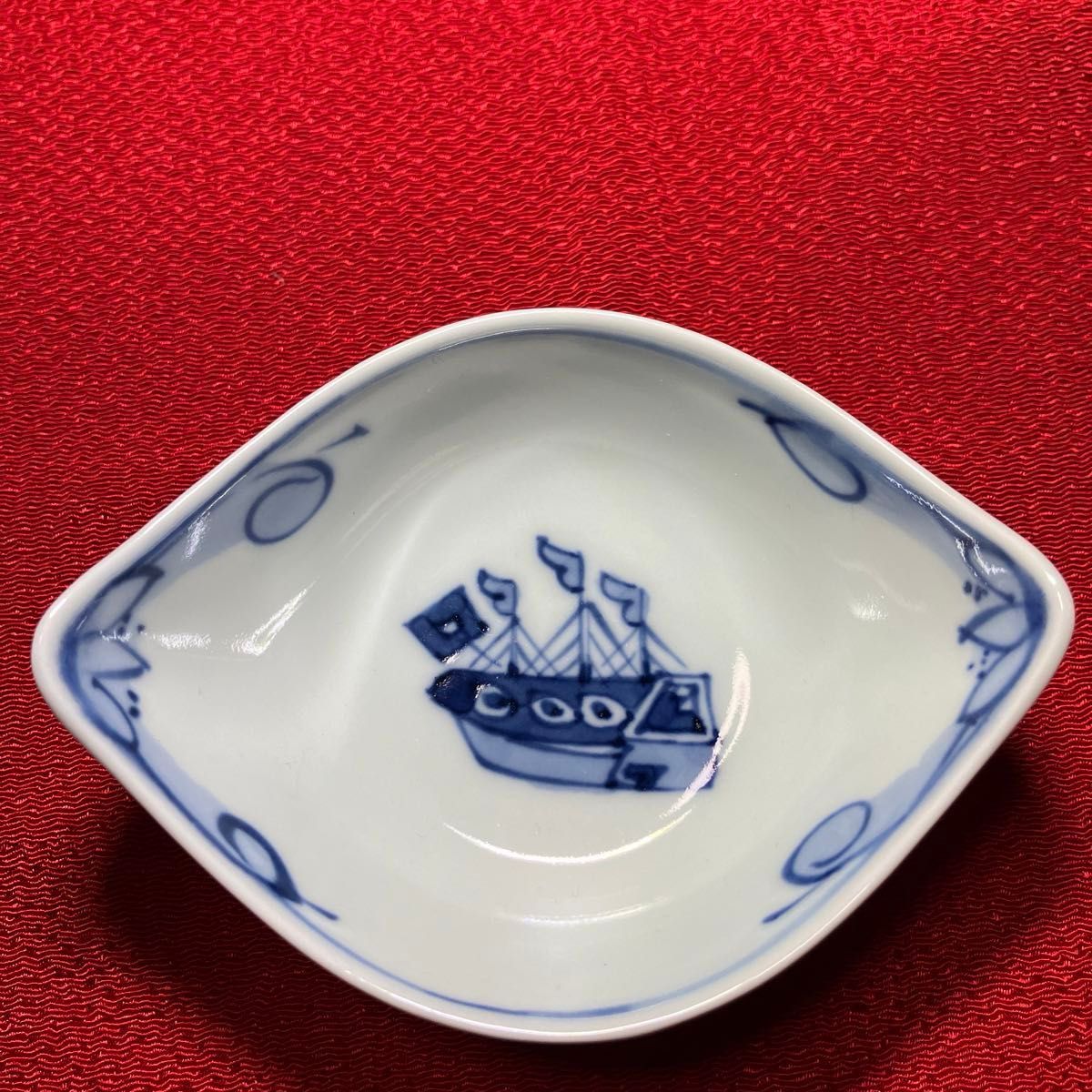 有田焼 青花 しん窯 絵変舟型小鉢揃 楕円型小鉢5客セット|Yahoo 有田焼 青花 しん窯 絵変舟型小鉢揃 楕円型小鉢5客セット|Yahoo