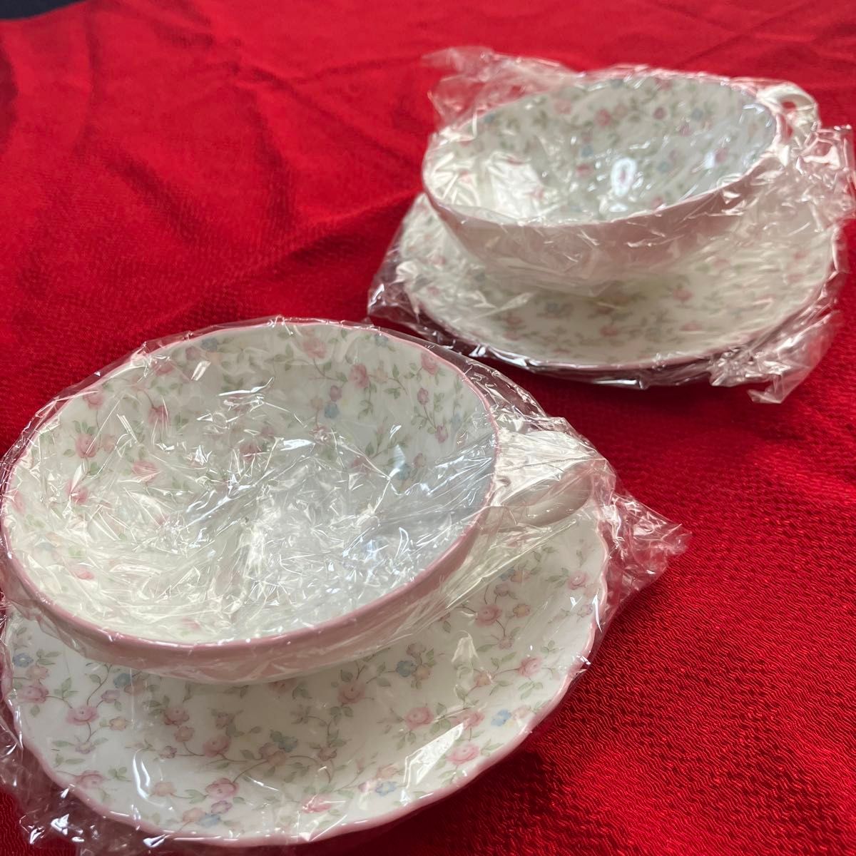 Noritake キューティーローズ カップ&ソーサー2客セット 未使用 Noritake キューティーローズ カップ&ソーサー2客セット 未使用