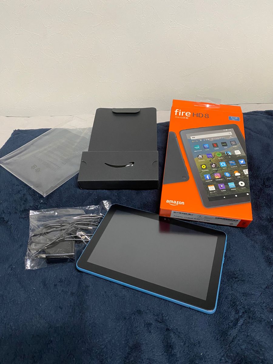 ほぼ新品 アマゾン Fire HD 8 第10世代 Alexa搭載 ブルー 32GB