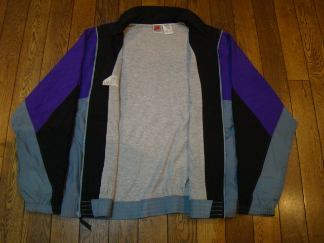 美品 90's Nike nylon jacket XLサイズ パープル ブラック ナイキ ナイロンジャケット フルジップ ジャンパー ブルゾン ウインドブレーカー_画像4