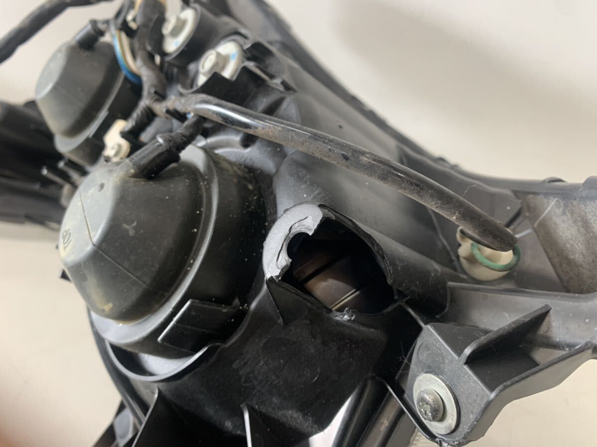 ホンダ pcx125 JF28 純正ヘッドライト 訳ありの画像8