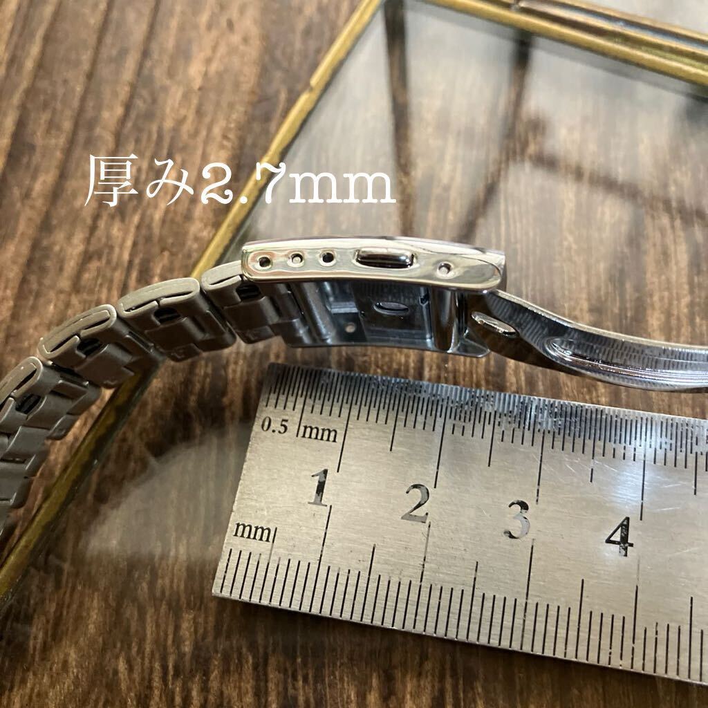 18mm 銀色　3連　プッシュ式バックル　時計ベルト　時計バンド　金属　中古品_画像5