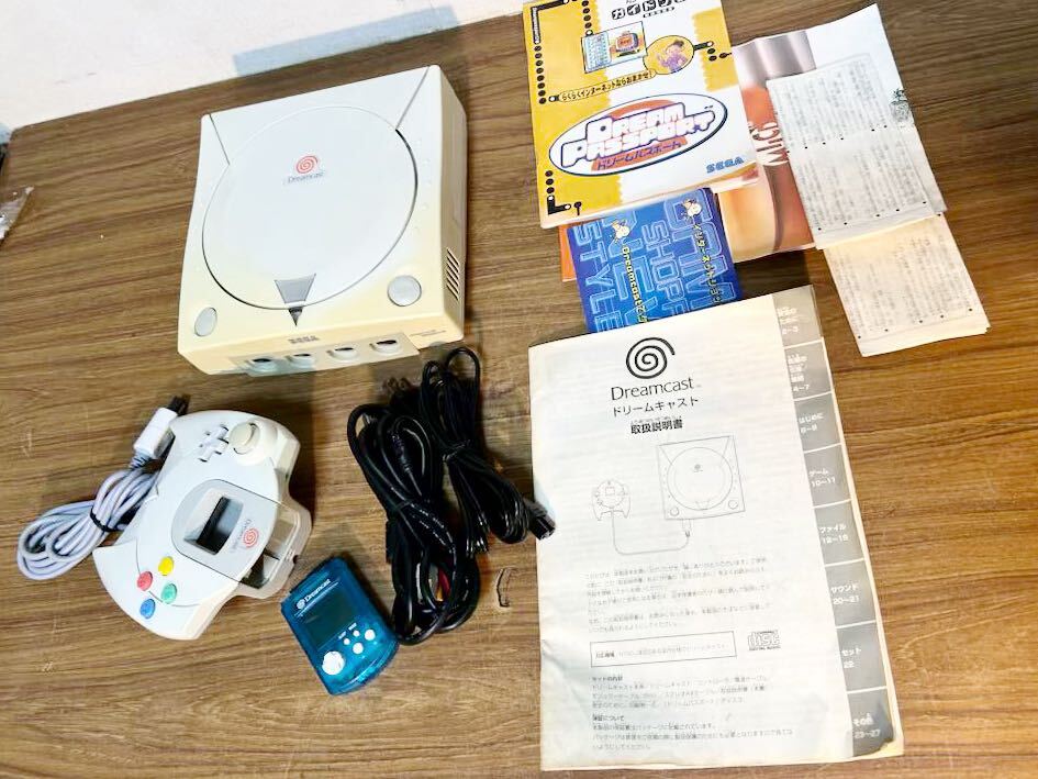 SEGA セガ ドリームキャスト Dreamcast HKT-3000 本体 コントローラー 取扱説明書 ケーブル ビジュアルメモリの画像1