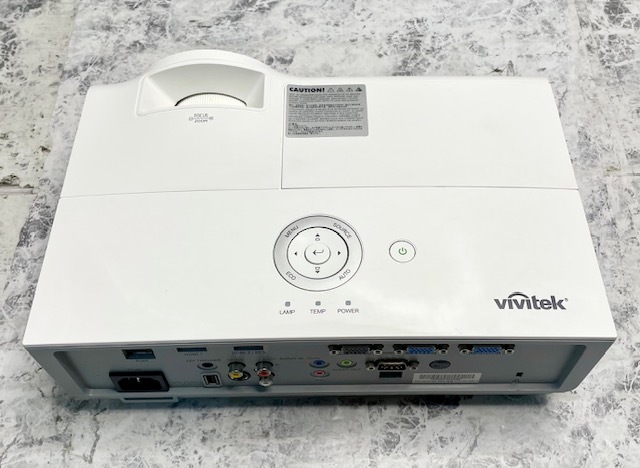 T3849 VIVItek/ヴィヴィテック DLPプロジェクター DX831 ランプ使用時間140/1 バッグ・リモコン付きの画像6