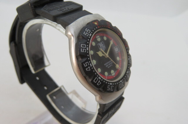 1円～【動作品】TAG HEUER タグホイヤー フォーミュラ1 374.513 Professional 200m メンズ　クオーツ腕時計　ブラック文字盤　4-9-5