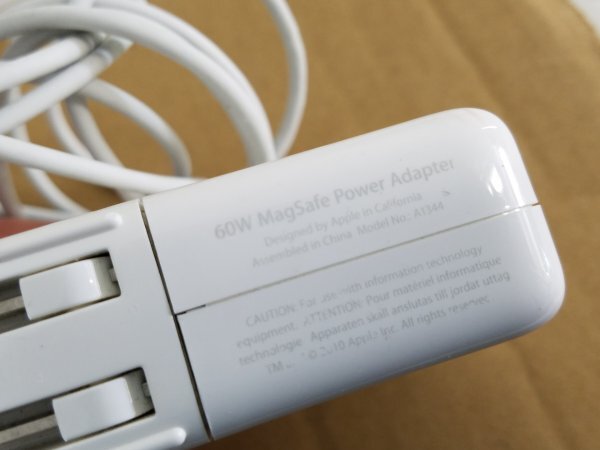 Apple アップル ACアダプター 2点セット MacBook 60W MagSarfe Power Adapter A1344 A1435 ジャンク　SJ_画像3