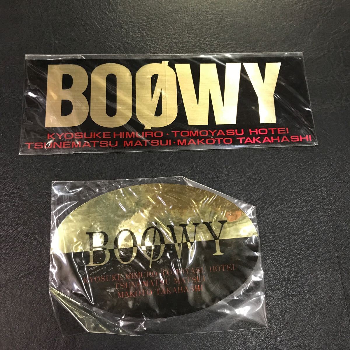 T3126 未使用 当時物 BOOWY ステッカー 2枚 希少 レア 氷室京介 布袋寅泰 松井常松 高橋まこと_画像1