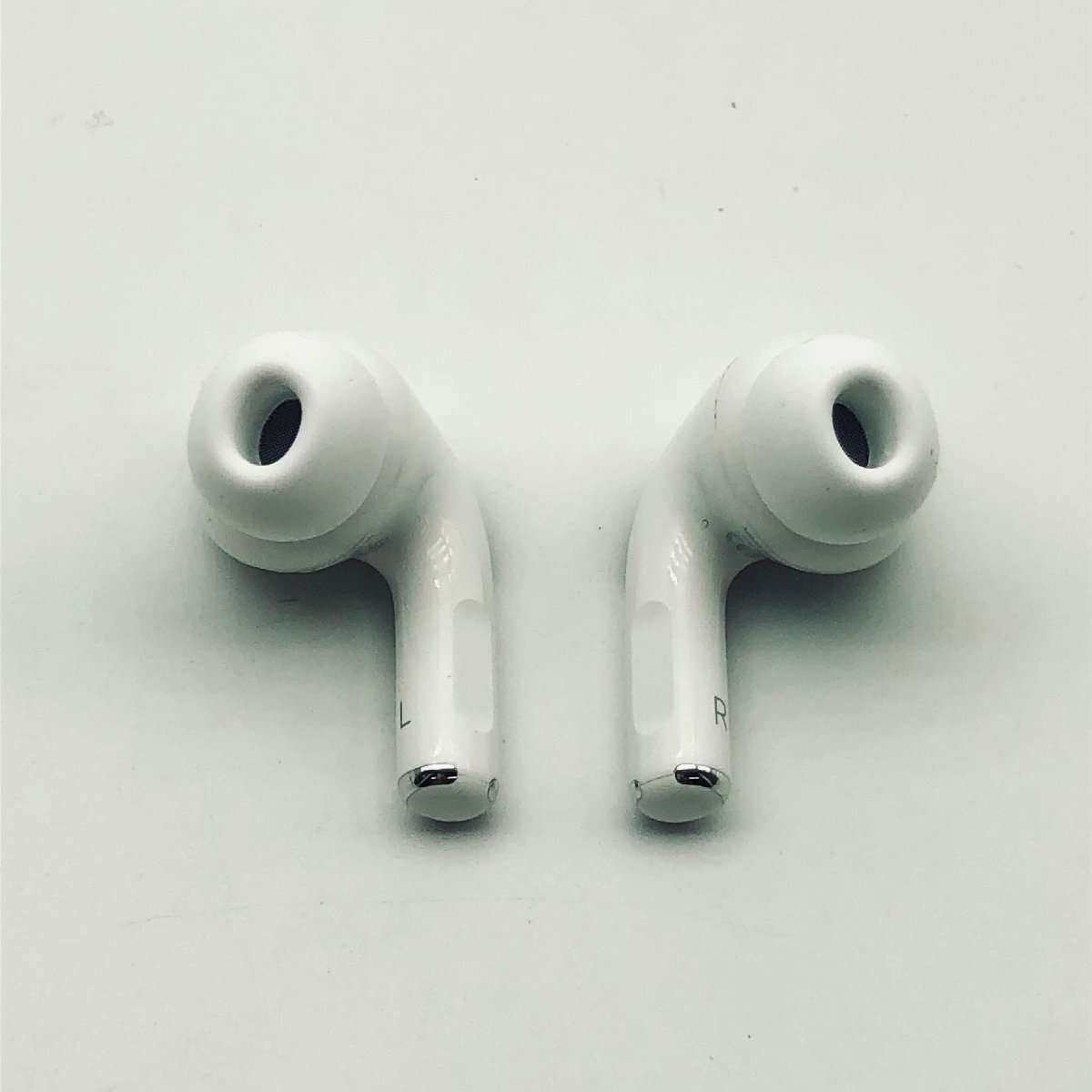 3281♭Apple AirPods Pro Apple純正 ワイヤレスイヤホン Bluetooth ノイズキャンセリング ホワイト【0410】_画像3