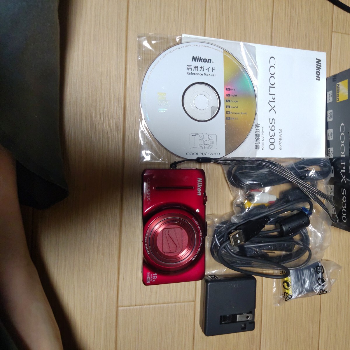 COOLPIX S9300 状態は良いです