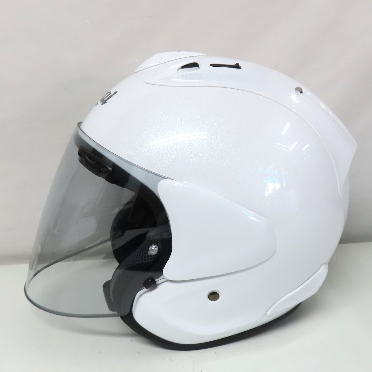 【美品】Arai アライ VZ-RAM ジェットヘルメット Mサイズ ホワイト 人気 バイク 二輪 オートバイ スクーター 原付 ポリヘル 白バイ_画像4