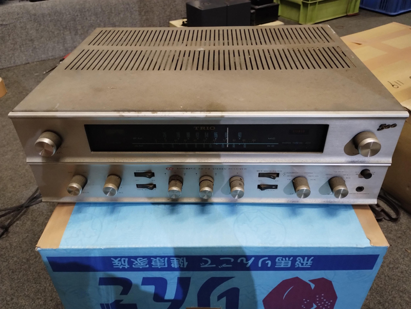 120 TRIO AUTOMATIC AM-FM STEREO RECIEVER 500の画像1