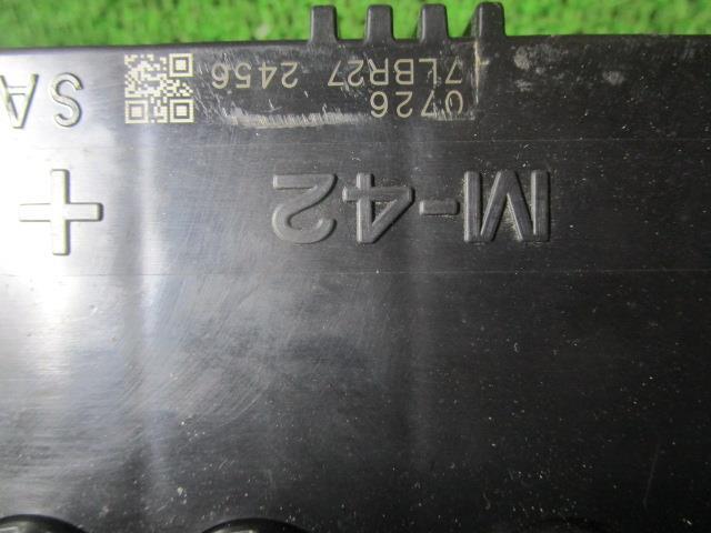 DAIHATSU eco IDLE M-42 中古 バッテリー 12.82V CCA391 アイドリングストップ車用 落札日翌日 充電後発送 AAA /41110の画像4