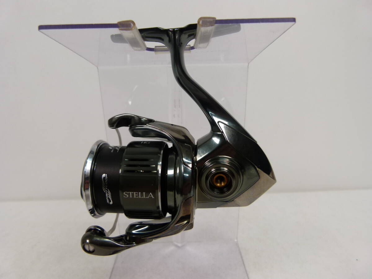 191/A745★中古美品★釣具★SHIMANO シマノ スピニングリール ステラ C2000SHG STELLAの画像2