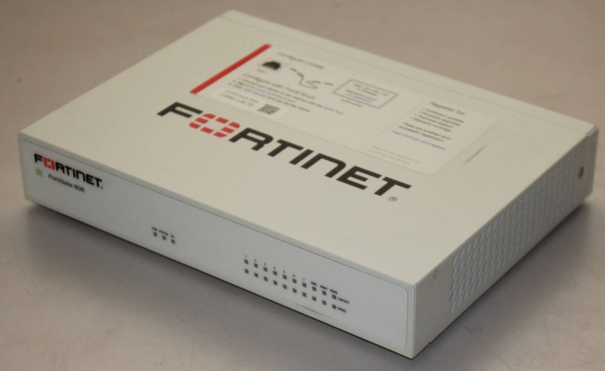 【FG-60E】Fortinet FortiGate-60E UTM ライセンス期限切れ 【通電OK】【初期化済】【ACアダプター付き】★_画像3