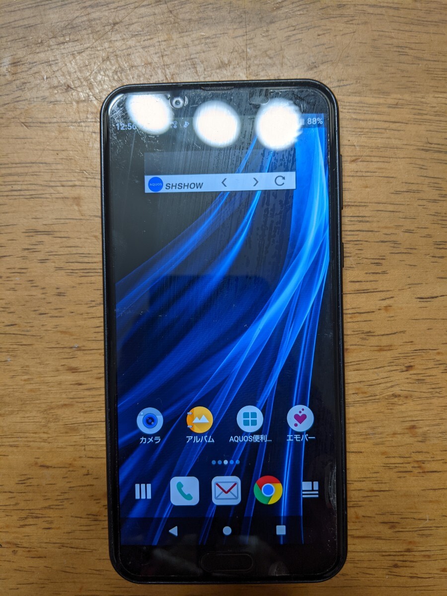 IY1092 docomo SIMフリー AQUOS sens2 SH-01L SHARP 4Gスマホ 簡易確認＆簡易清掃＆初期化OK 判定○ WebにてSIMロック解除受付手続済_画像3