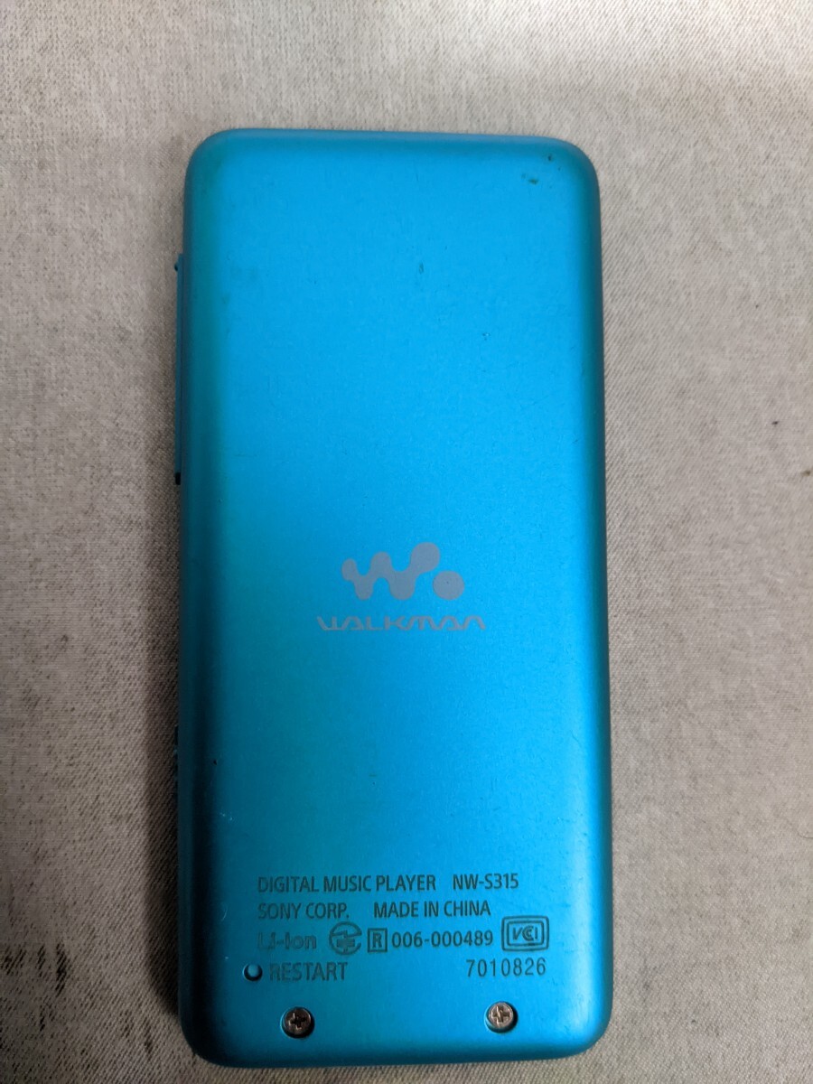 C1146 WALKMAN ウォークマン NW-S315 16GB SONY ソニー デジタル音楽プレーヤー 簡易確認＆簡易清掃＆初期化OK 現状品 送料無料 _画像3