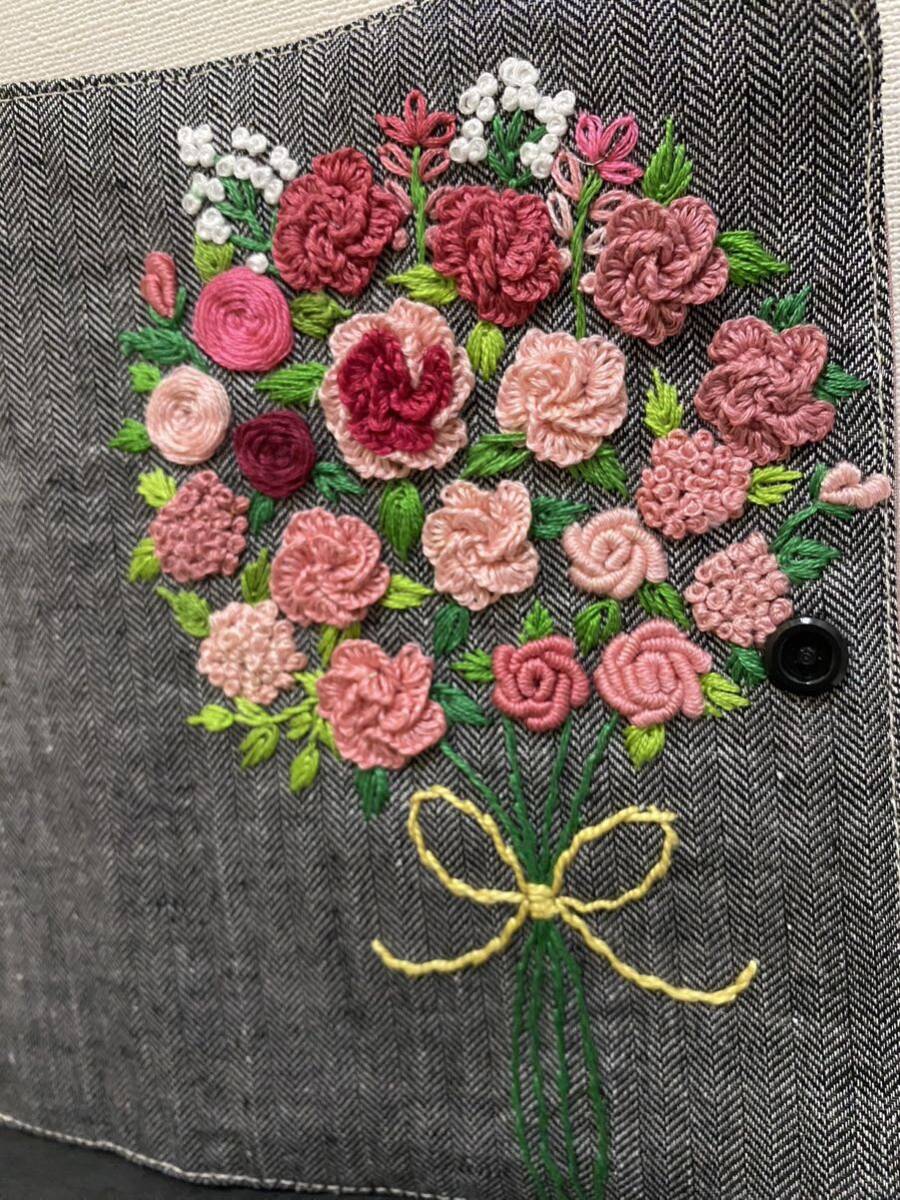 * hand made * multi case No 2. medicine notebook inserting passbook inserting .. notebook inserting present hand embroidery flower bouquet linen