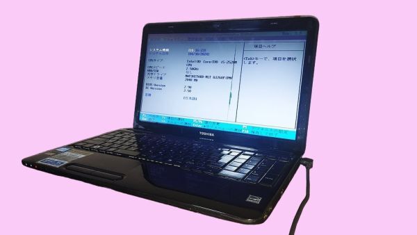 ジャンク品：部品取りTOSHIBA dynabook T451/58EB 在庫処分[N0.8106]_画像1