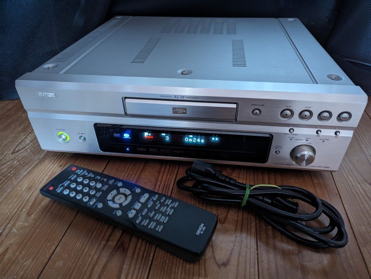 美品 デノン「DENON DVD-3930」SACD/CD/DVDユニバーサル 美品 デノン「DENON DVD-3930」SACD/CD/DVDユニバーサル