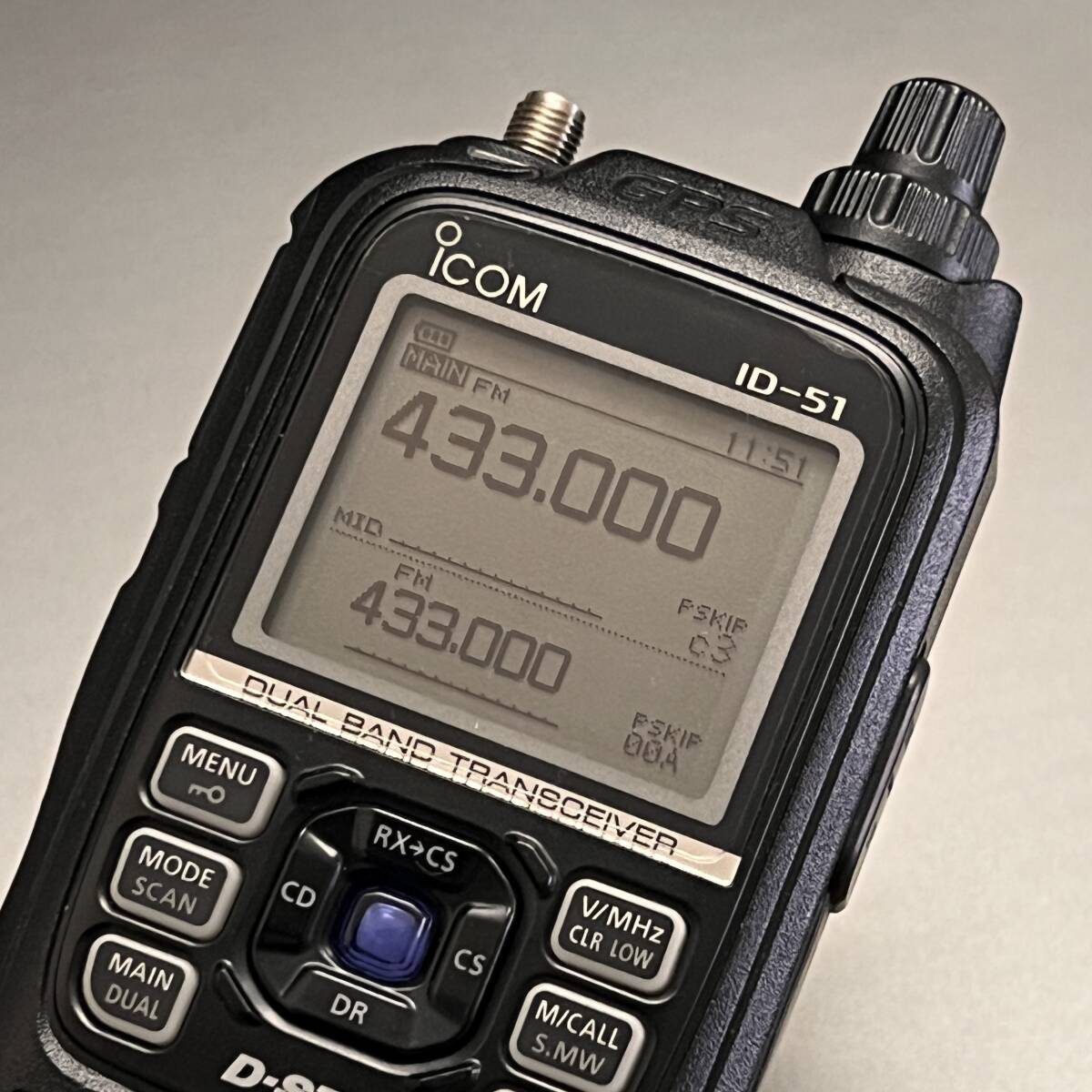 中古】アイコム Icom ID-51 PLUS 144/430MHz デュアルバンド デジタル 