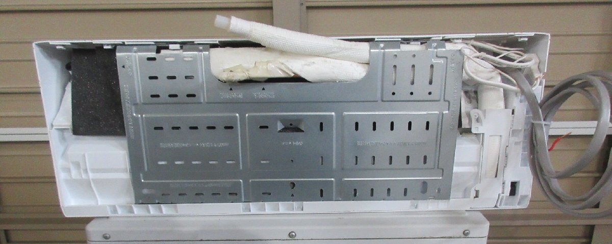 4998 中古品！21年製 ハイセンス ルームエアコンSシリーズ 5畳～9畳 解凍洗浄 3Dスイング 冷房 暖房 空調設備 壁掛 HA-S22DE9の画像4