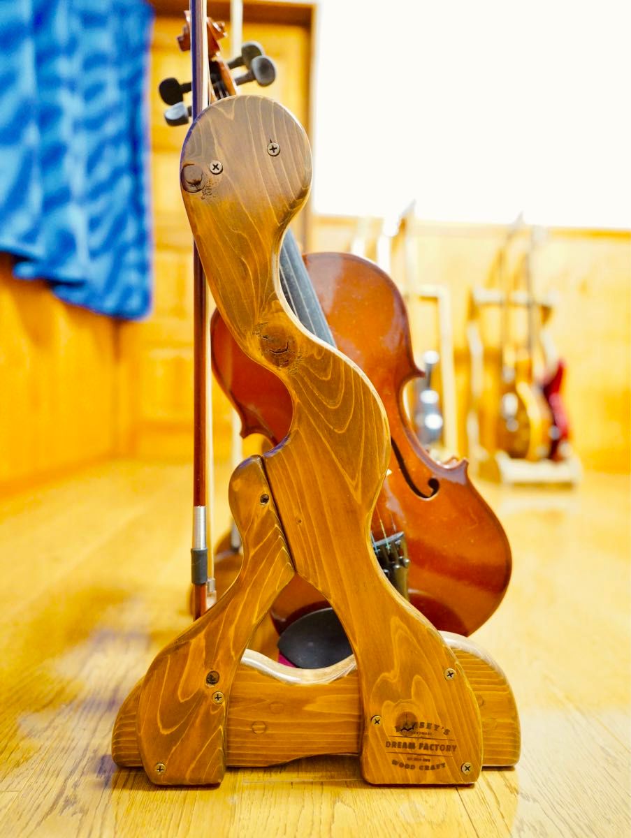 【24時間以内に発送】手作り木工　木製バイオリンスタンド （ニス仕上げ）２本掛け