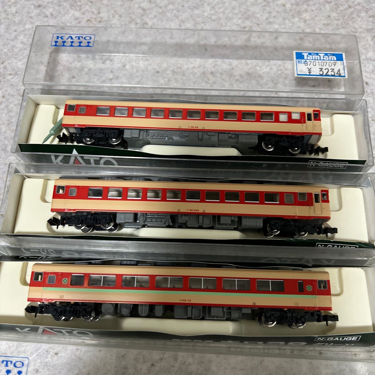 KATO 6048-6049キハ58 & 6052 キロ28 _画像3