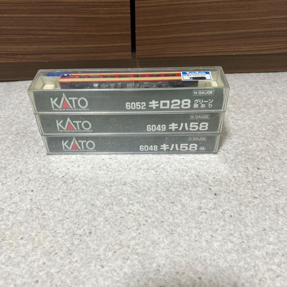 KATO 6048-6049キハ58 & 6052 キロ28 _画像1