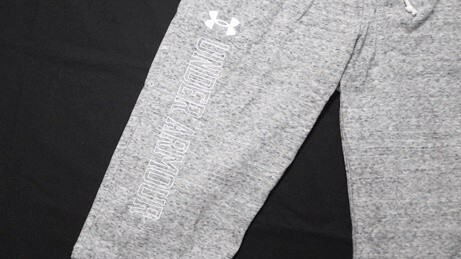 新品◆アンダーアーマー 七分丈パンツ クロップドパンツ グレー XLサイズ◆吸汗速乾 UNDER ARMOUR スウェットパンツ 灰の画像3