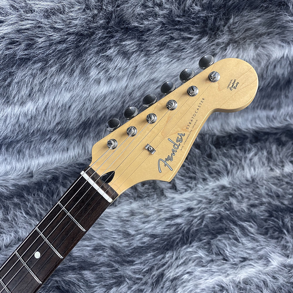 Fender 2021 Collection Made in Japan Hybrid II Stratocaster Metallic 3-Color Sunburstの画像3