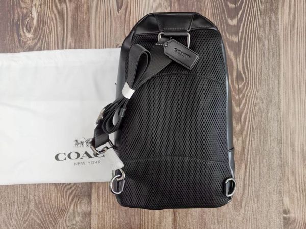 コーチ COACH PVC+レザー ボディバッグ ワンショルダーバッグ ブラック メンズ 39942 保存袋付き 新品未使用の画像2