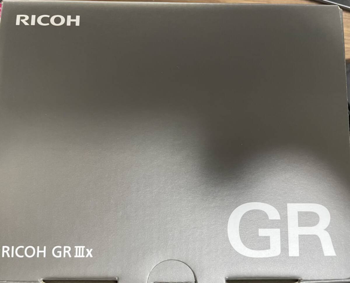 【新品未開封/送料無料】 Ricoh GR IIIx デジタルカメラの画像1