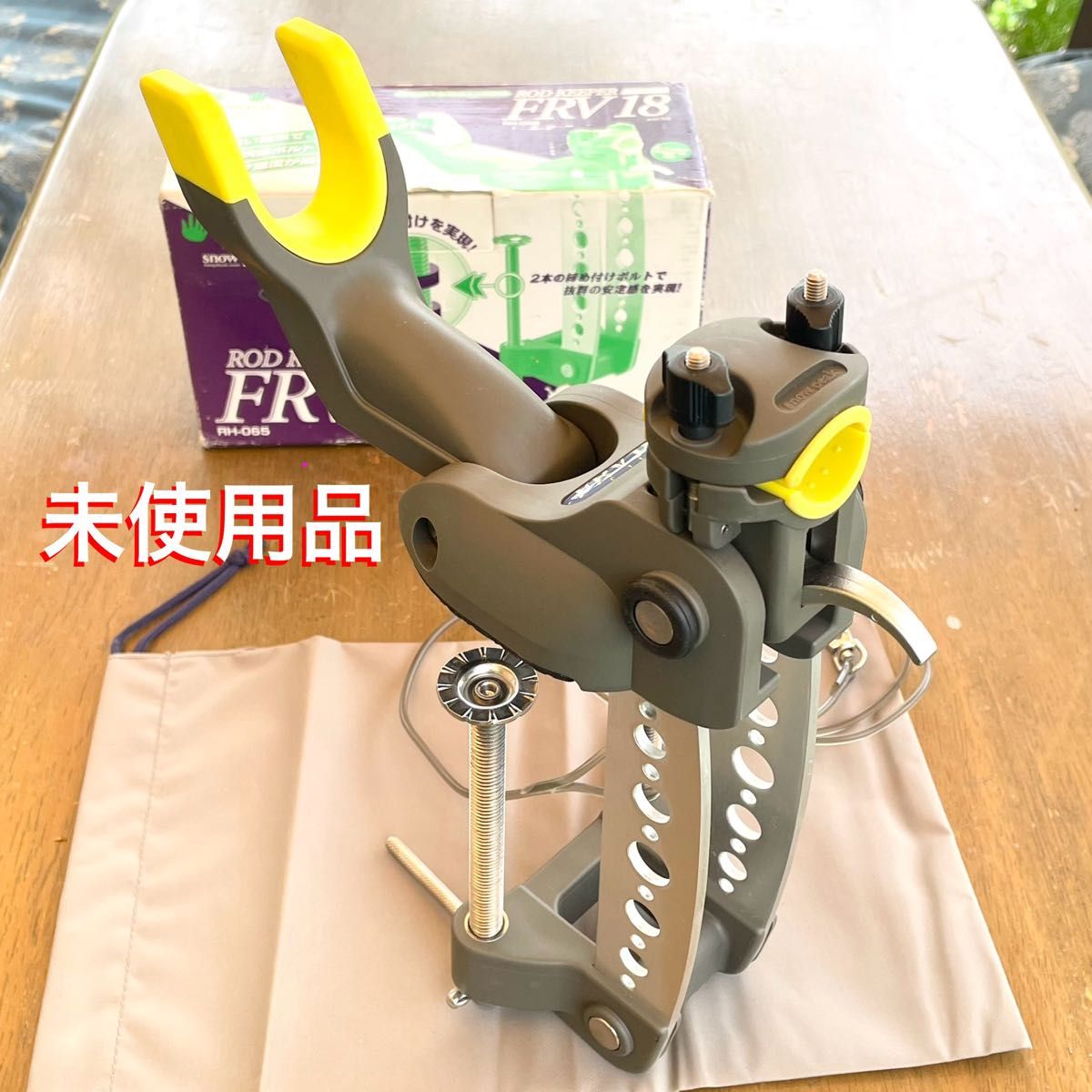未使用 美品 ロッドホルダー snowpeak ロッドキーパー FRV18 未使用 美品 ロッドホルダー snowpeak ロッドキーパー FRV18