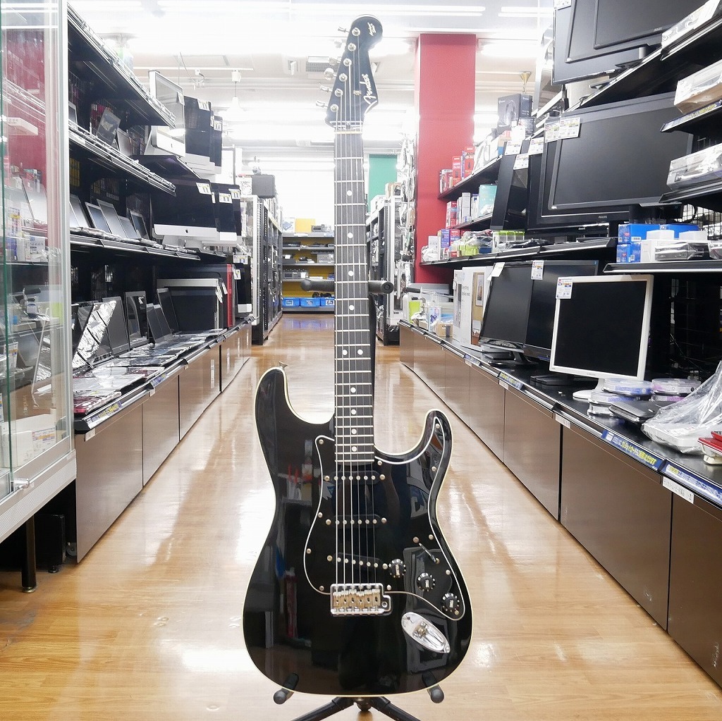 Ограниченная продажа Fender Japan Fender Japan Электро -гитара Aerodyne Strat